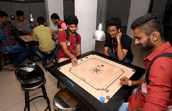 Carrom- Indoor Sports- Best Sports Colleges in India